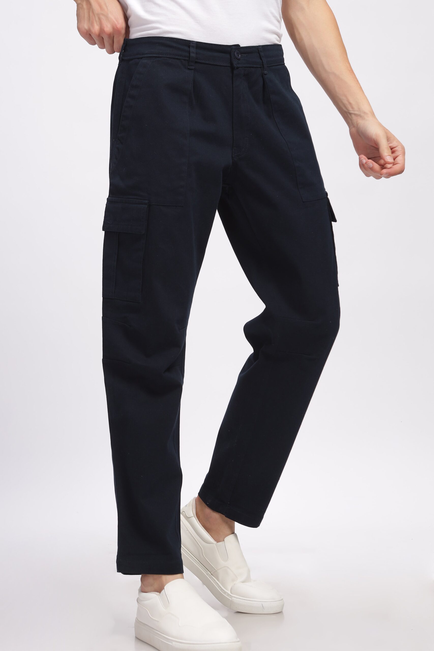 1L9A4118-scaled-1.jpg Navy Blue Relaxed-Fit Cargo Pants for Men - Image 1